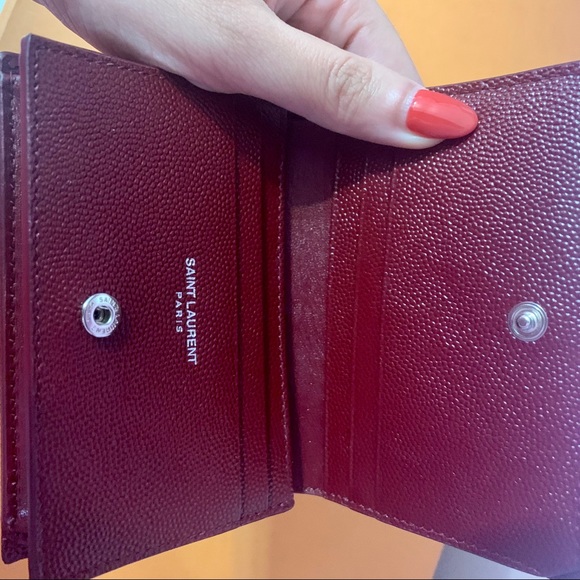 SOLD ❌ Saint Laurent deep red small wallet - Picture 4 of 4
